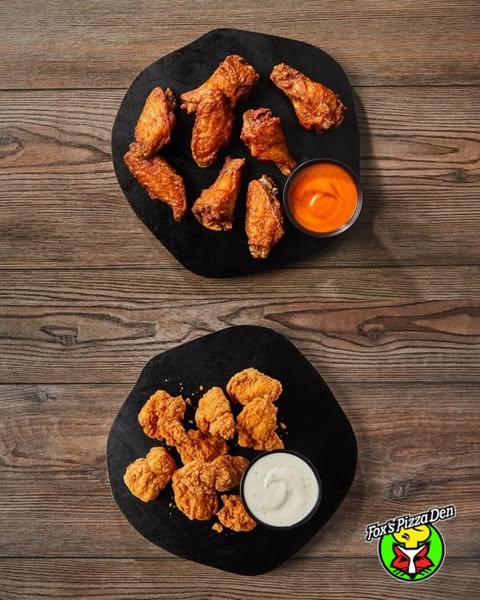 Fox’s Pizza Den food