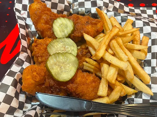 Nashville hot chicken & Gyro food